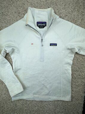 Patagonia Women’s Small Pullover White Sweatshirt 1/2 Zip W Logo Mt. Everest